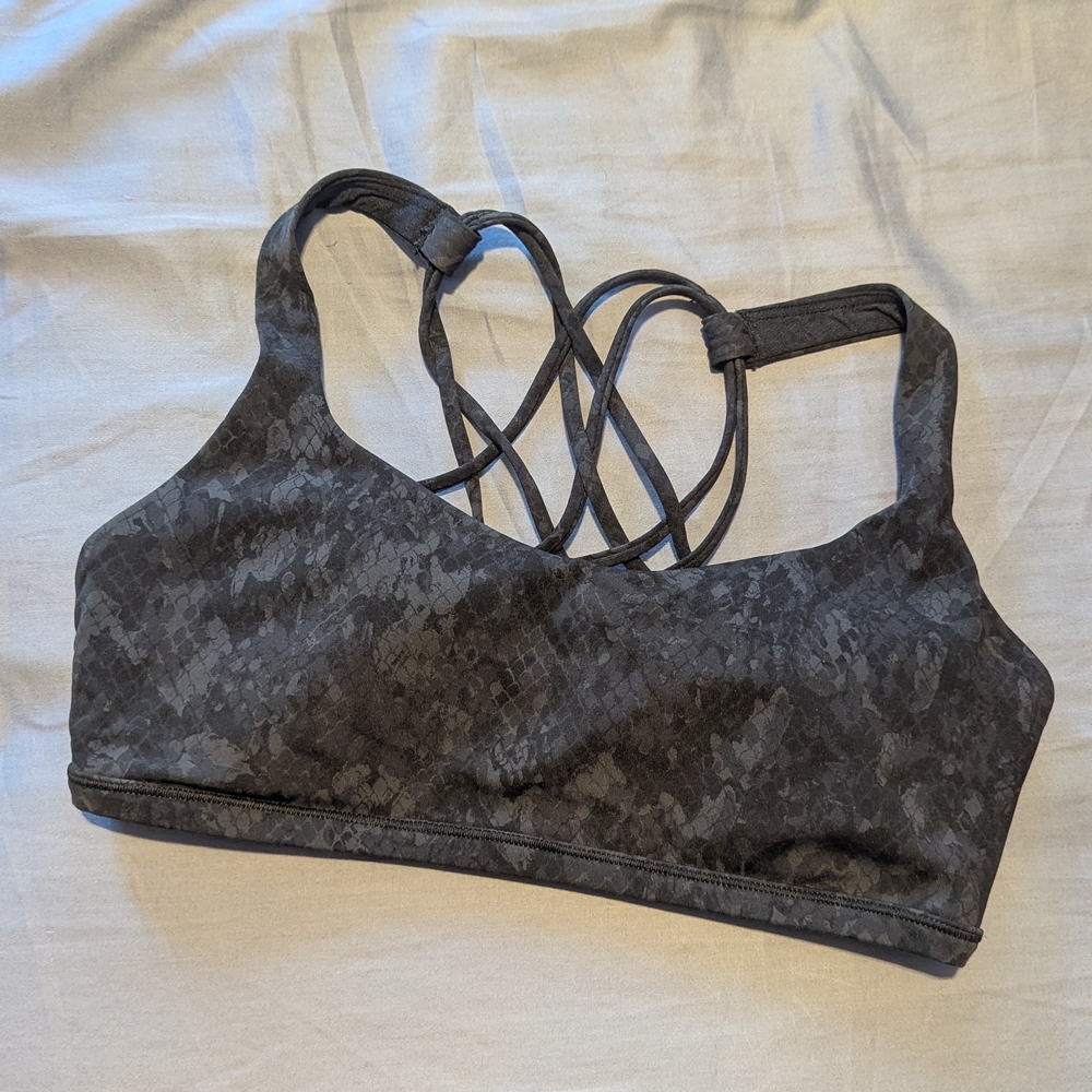 Lululemon Black Strappy Sports Bra Moisture-Wicking